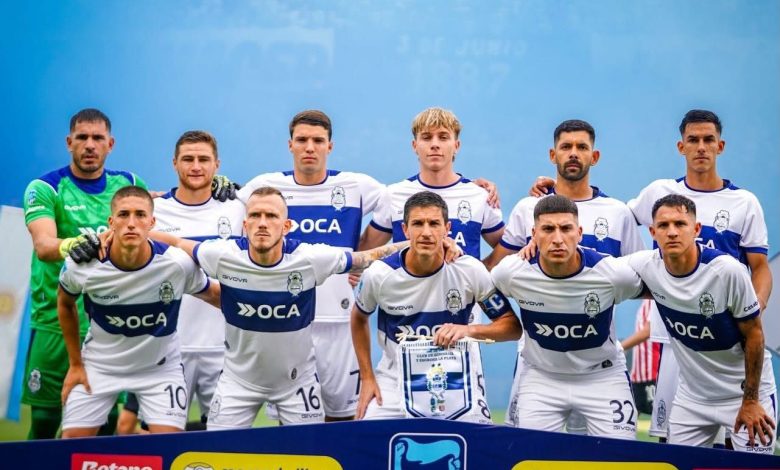 Photo of Gimnasia no logró sacar ventaja en un clásico cerrado y friccionado que terminó sin goles